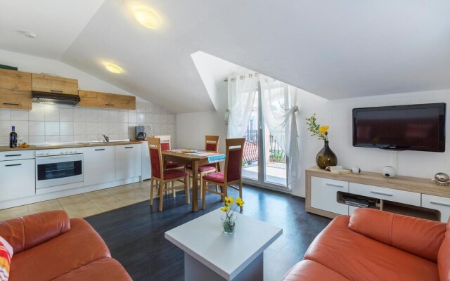 Awesome Home in Labin With Wifi and 4 Bedrooms