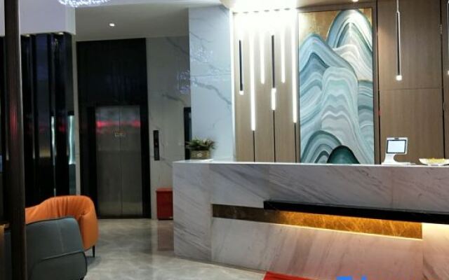 BoYue Hotel (Yiwu International Trade City)