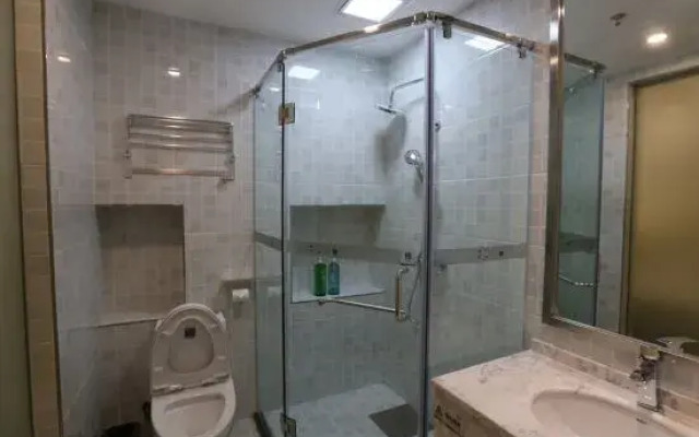 LocaJoy Theme Hotel