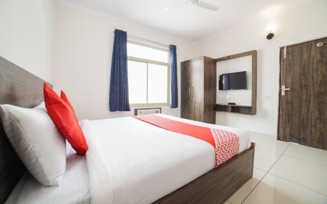 OYO 62368 Hotel Pearl Inn