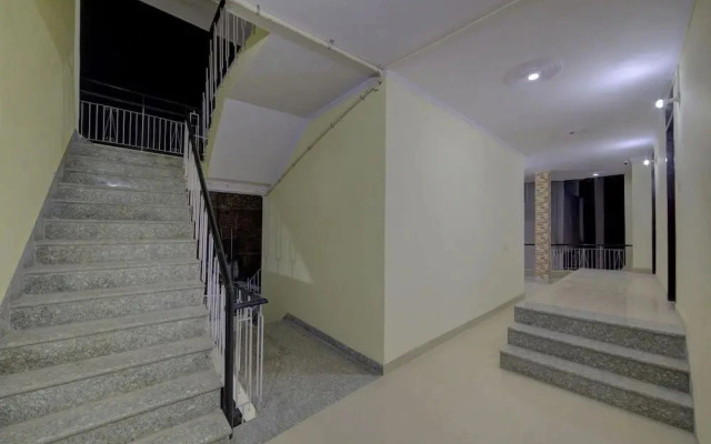 Kamal Palace By OYO Rooms