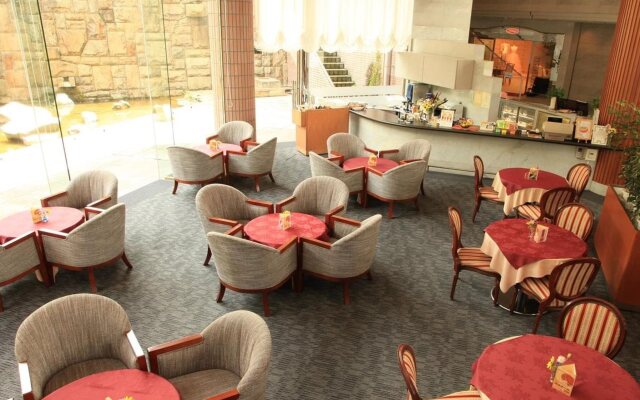 Takeo Century Hotel