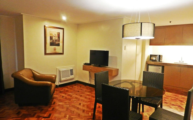Salcedo Suites