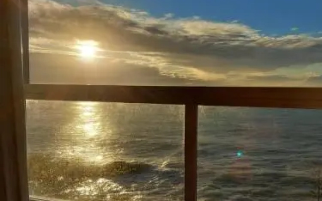 Janela Sobre O Mar De Guarapari