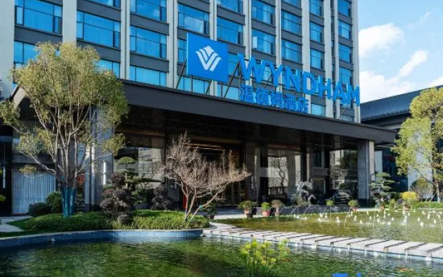 Wyndham Qujing Luliang – Exterior – Qujing