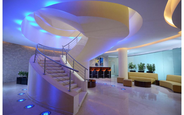 Le Meridien Pyramids Hotel & Spa