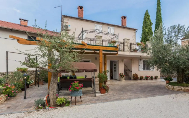 Apartment Macan