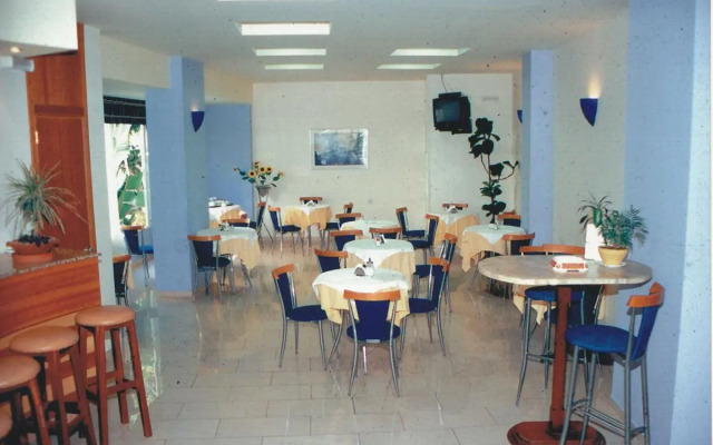International Hotel