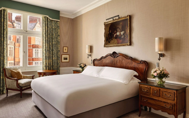 The Connaught, Maybourne