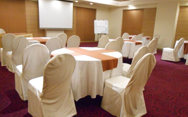 Lemon Tree Hotel, Pune