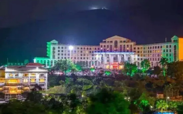 Fengling Yazhu Hotel