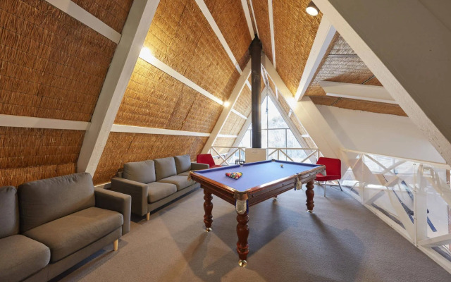 Ripparoo Ski Lodge