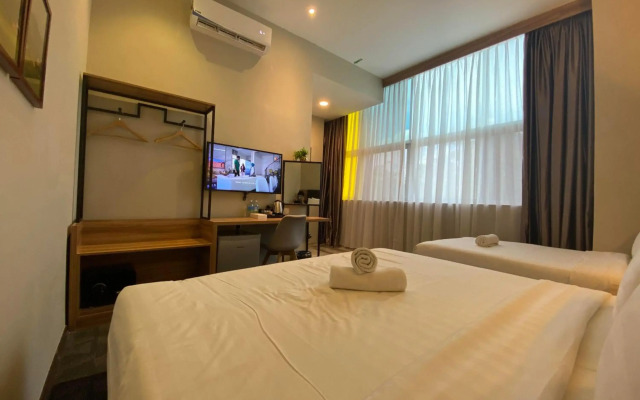 Prestigo Hotel
