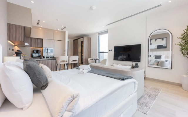 Sleek Studio in Jumeirah Village Triangle