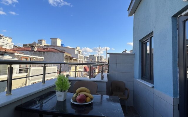 Taksim Larissa Hotel Suites