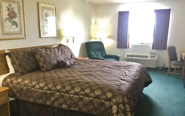 Capital O Amerihost Inn and Suites Mexico Hwy 54 MO