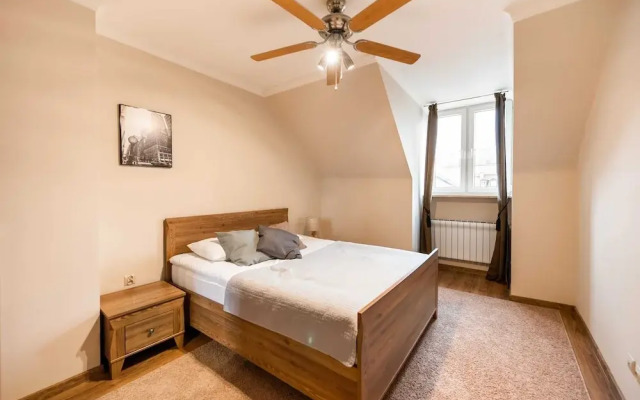 Old Town Market Place Penthouse