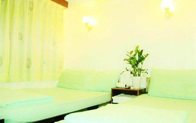 Las Vegas Guest House Carlton Group Of Hostels