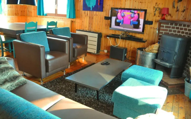 Chalet in Durbuy With Jacuzzi & Garden