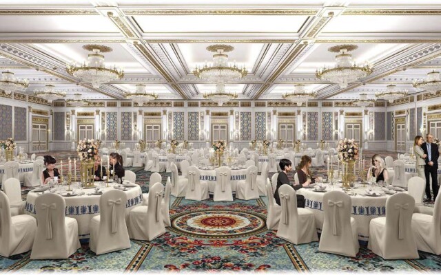 The Parisian Macao