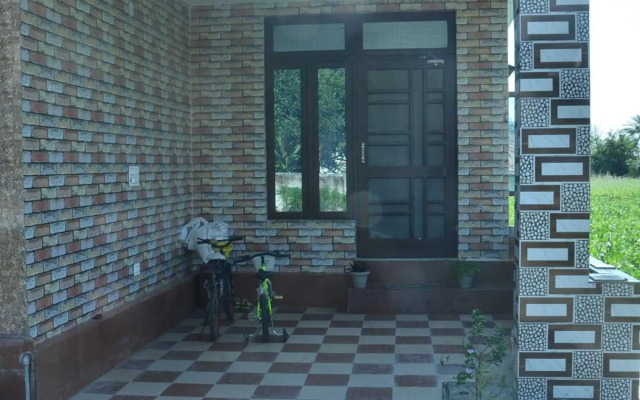 OYO HOME 92078 Pinky Homestay