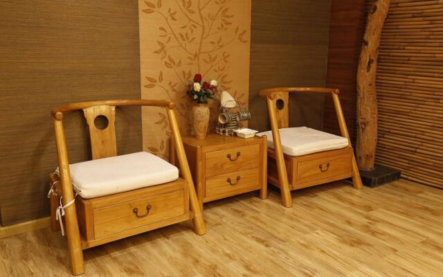 Pufengtang Wooden Art Hotel