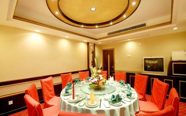 Golden Guangda Hotel