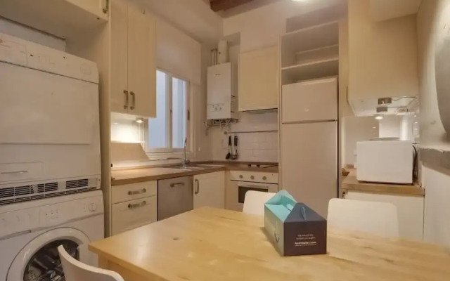 Amazing 3 Bedroom Apartment With Balcony in Lesseps