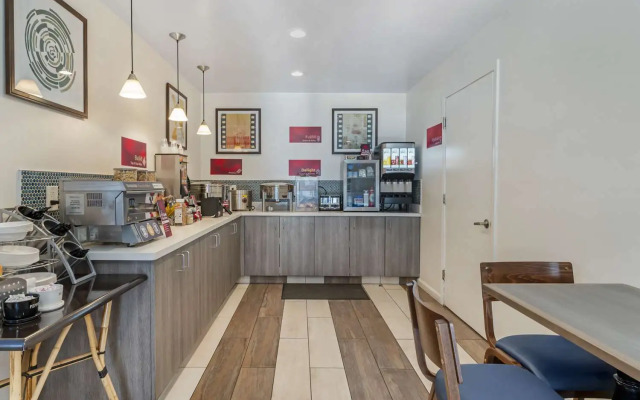 Best Western Plus Riviera