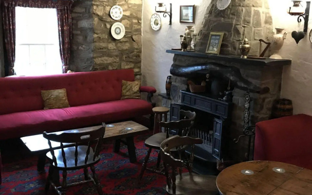 Trewern Arms Hotel