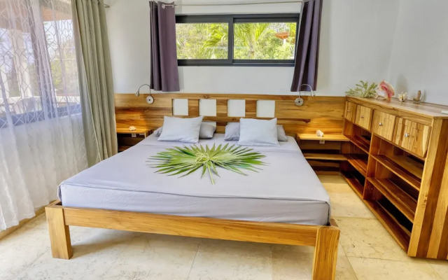 Roatan Infinity Pool & Ocean View