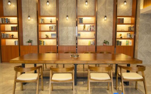 Yifu Hotel