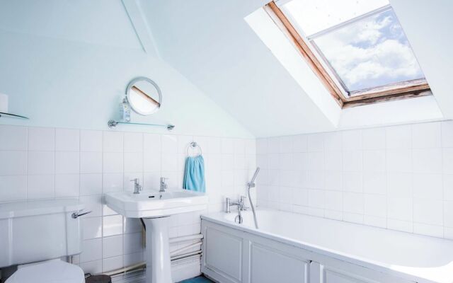 Rooftops - 1 Bedroom Apartment - Tenby