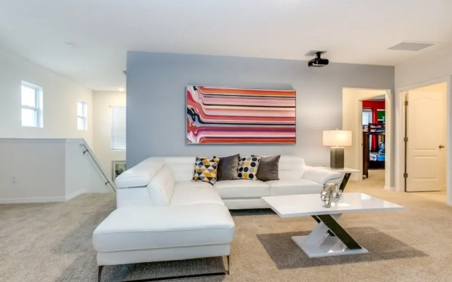 7028oakwood 6 Bedroom Villa by Redawning