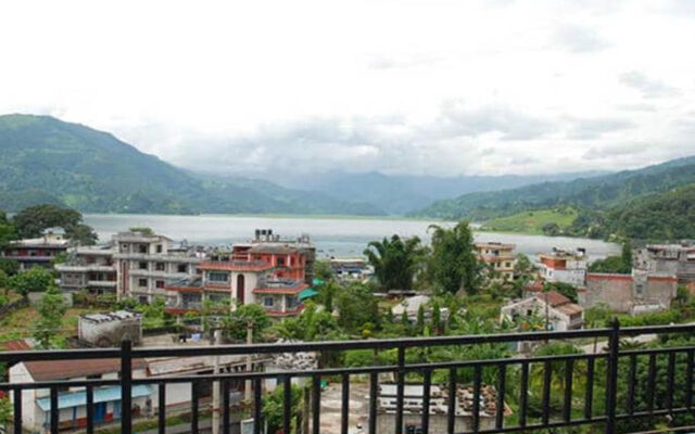 Tranquil Water Guest House Pokhara