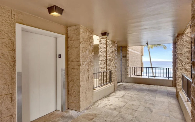 Paki Maui 301 in Lahaina