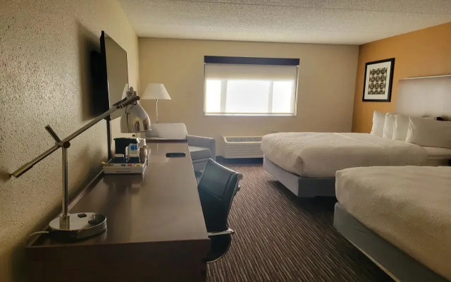 Royle Hotel Milwaukee Airport