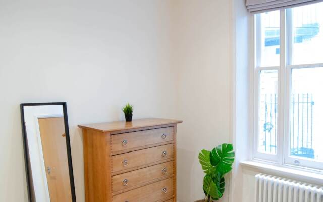 Luxury 1 Bedroom in the West End London