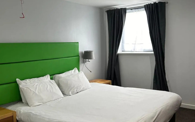 Ramada by Wyndham Oldbury Birmingham