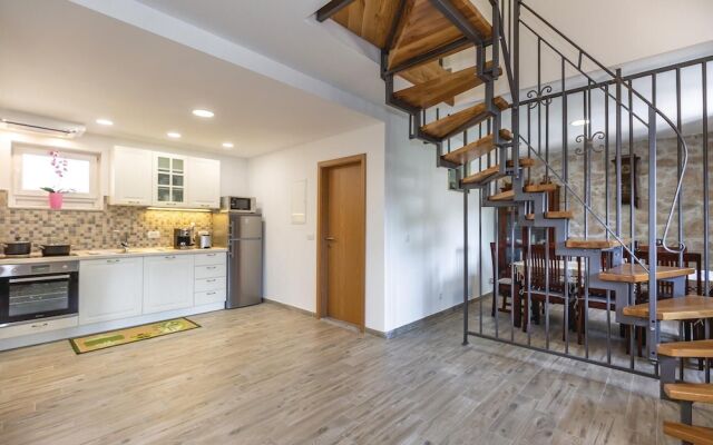Amazing home in Ploce w/ WiFi and 3 Bedrooms