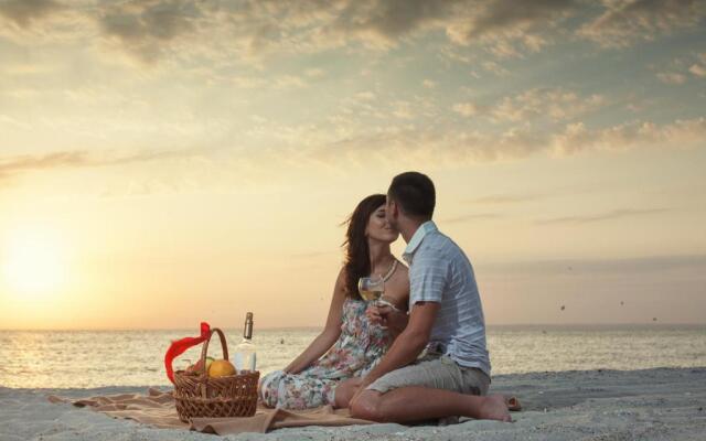 Coralli Beach Apartments