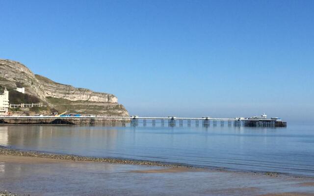 Llandudno Hostel