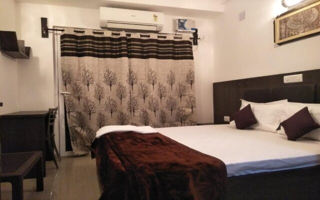 Shree Naman Guest House by OYO Rooms