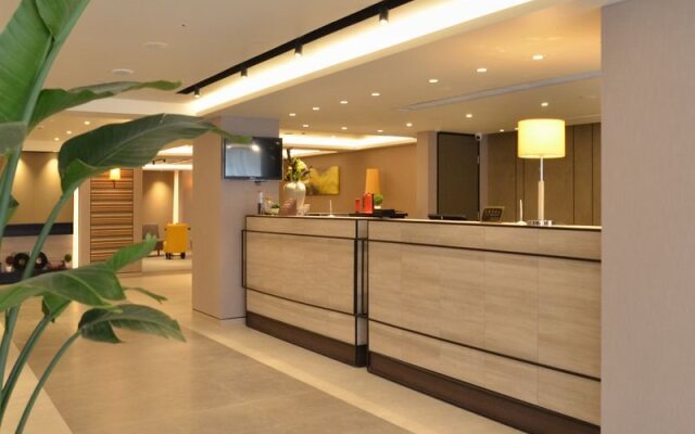 Home Inn Shanghai Pudong Airport Chuansha Subway Station