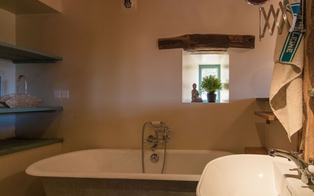 Spacious Holiday Home in Altillac with Private Pool