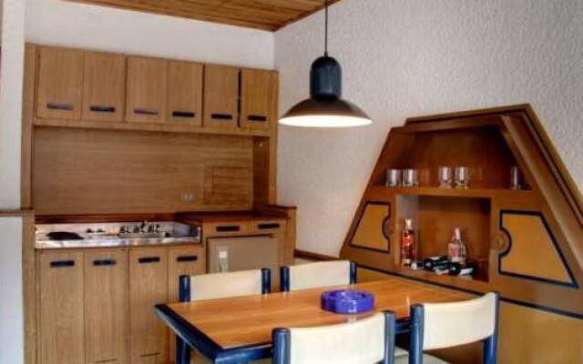 Suites Real 85