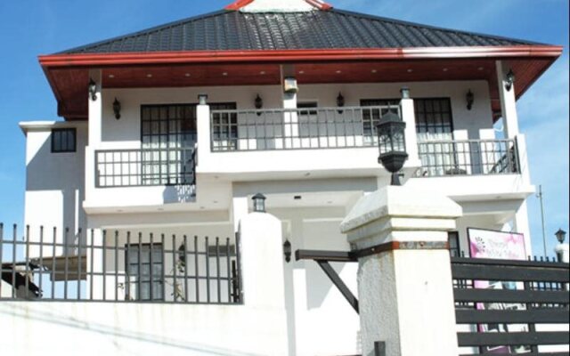 Riseans White Palace