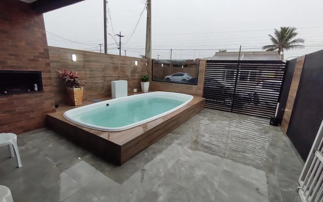 Casa Nova com Piscina 3 quartos