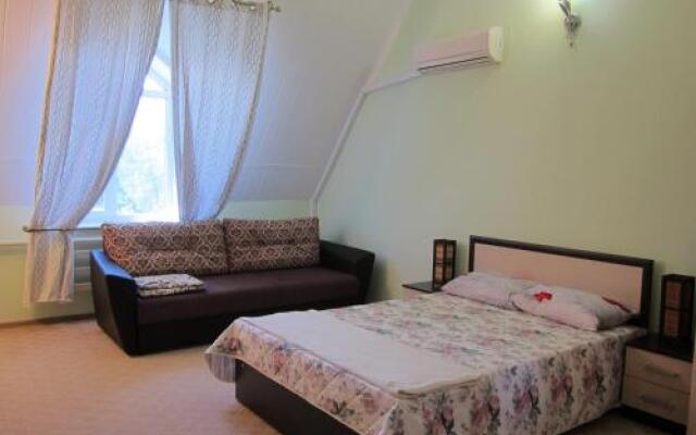 Guest House on Gagarina 135