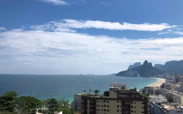 Stunning view over Ipanema, 2 BR